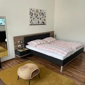 Apartment Gesamte In Zentrumsnaehe, Vienna